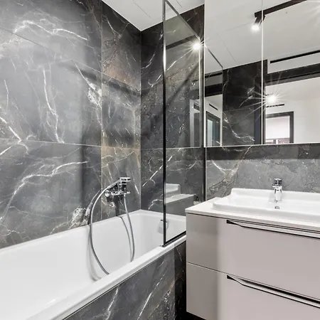 Apartment Lam Metropolis - Free Parking - Balcony *